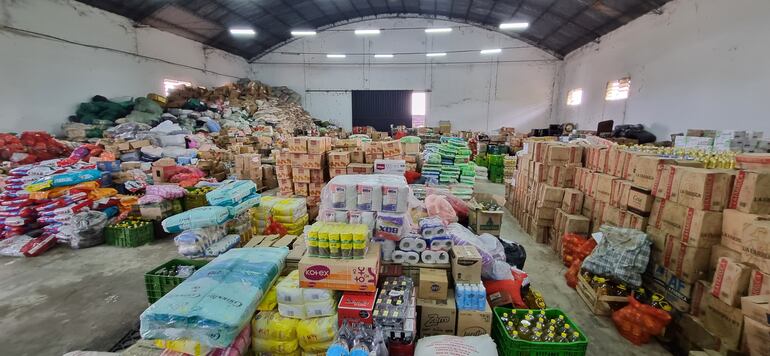 Una donación de 25.000 kilos de tomates y zapallos de contrabando fueron donados esta semana por parte de la DNIT.