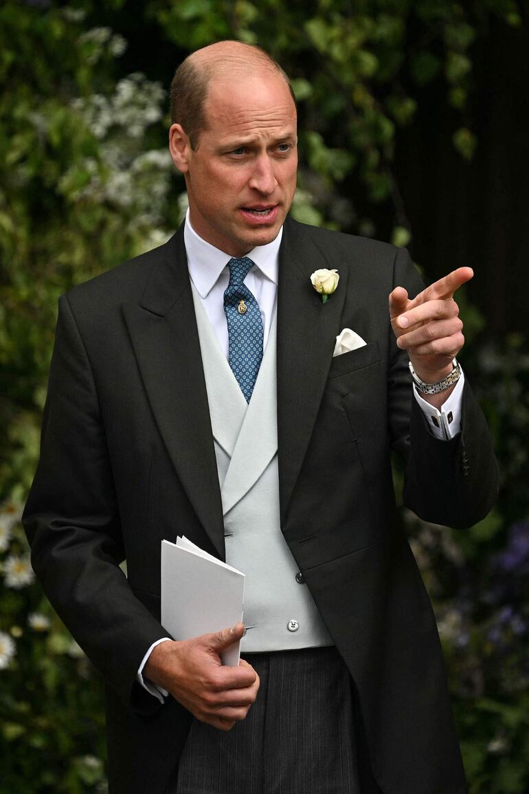 William de Inglaterra llegó solito a la ceremonia de boda de Hugh Grosvenor, Duque de Westminster, y Olivia Henson. (Oli SCARFF / AFP)