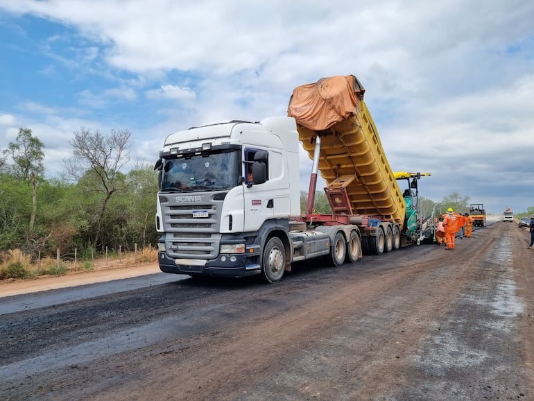 Pocas obras públicas siguen en desarrollo, como el caso de la Ruta de la Leche. Pero no se licitan nuevas obras importantes.