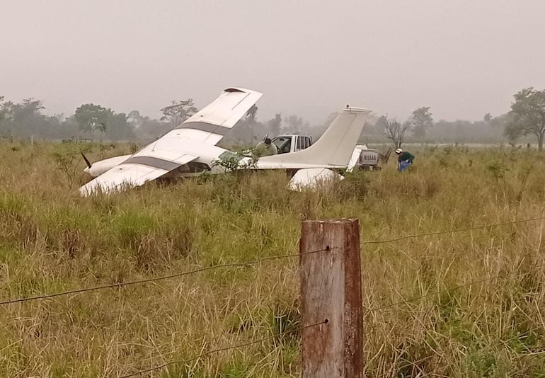 Accidente aéreo en San Pedro: avioneta aterriza de emergencia por fallas mecánicas