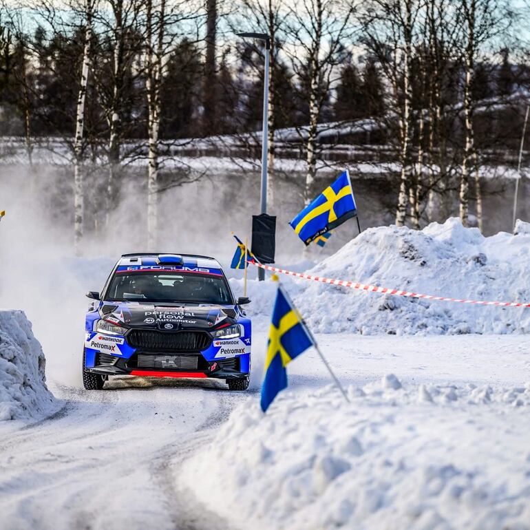 Fau Zaldívar y Marcelo der Ohannesian tuvieron muy buenas pasadas en el shakedown del Rally de Suecia, logrando el 14° mejor tiempo en la general y fueron cuartos entre los autos Rally2, con el Skoda Fabia RS Rally2, dejando muy buenas sensaciones para el fin de semana.