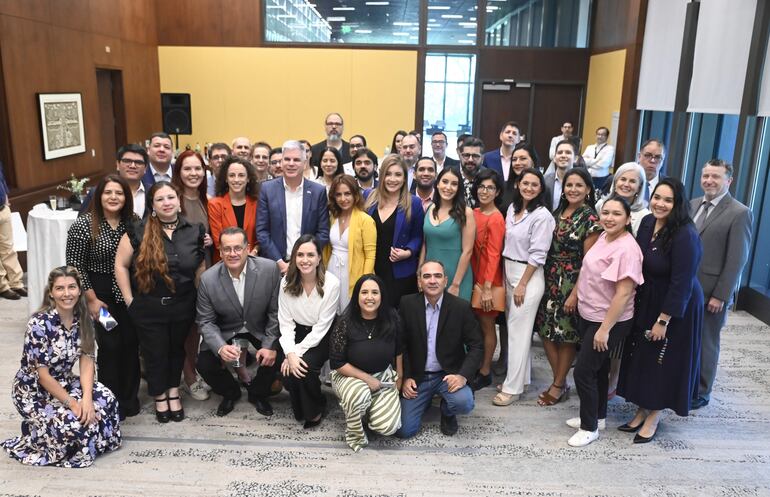 Embajador de Estados Unidos se pronunció a favor de la libertad de expresión y en contra de la agresión a periodistas.