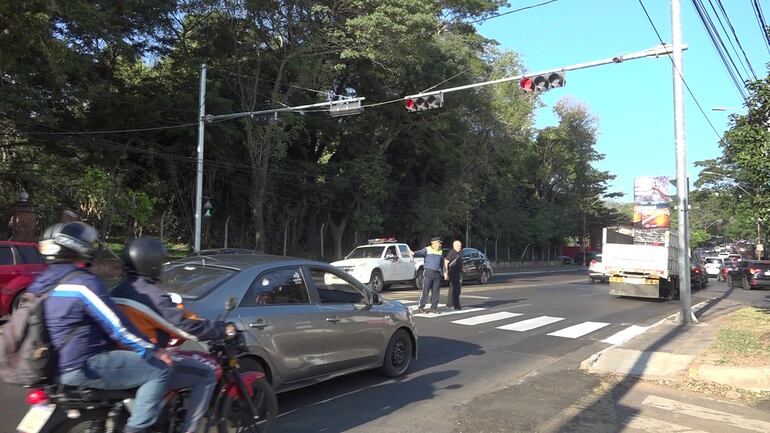 Último semáforo habilitado en Asunción: Mariscal López y Pitiantuta.