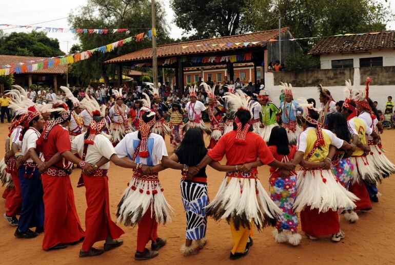 El pueblo Maká reclama sus tierras para poder desarrollar y mantener sus costumbres y tradiciones. 