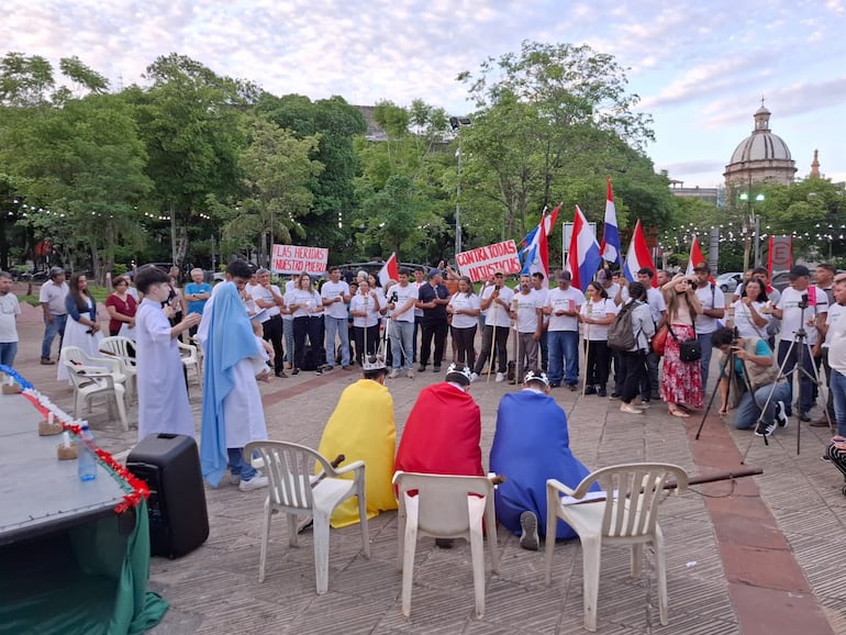 Acto simbólico de las 7 heridas.