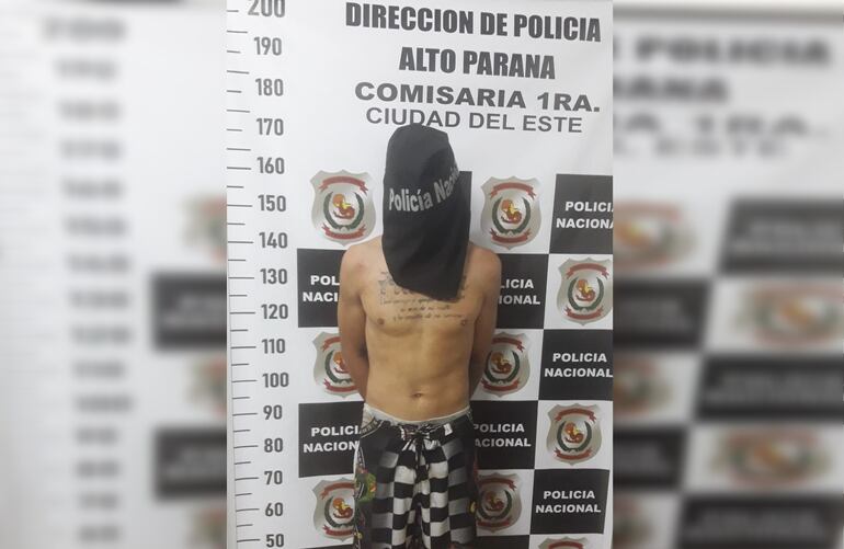 El sindicado de robar un aparato celular se encuentra detenido en la comisaría primera de Ciudad del Este.