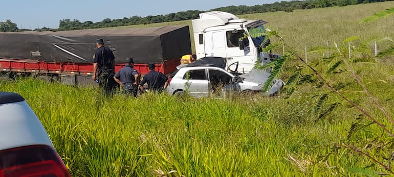 Accidente fatal en la ruta PY 19: una mujer fallecida y dos personas gravemente heridas