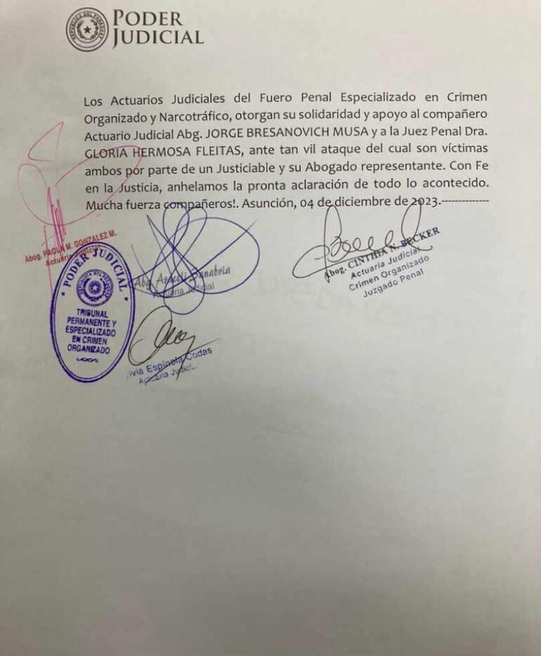 Manifiesto de actuarios judiciales ante la denuncia contra su compañero Oscar Bresanovich Musa y juezas de sentencia.