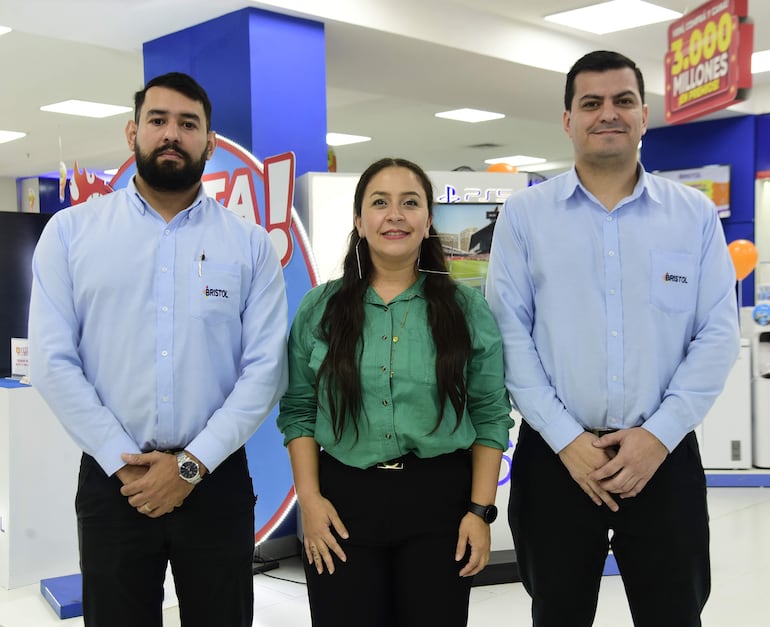 Fabio Riveros, Rossana Palacios y José Miranda.