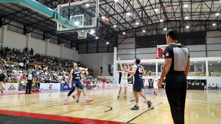 Paraguay cayó ante Uruguay en juego clasificatorio para el AmeriCup 2025.