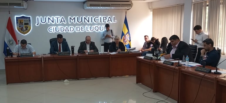 Sesión ordinaria de la Junta Municipal de la ciudad de Luque.