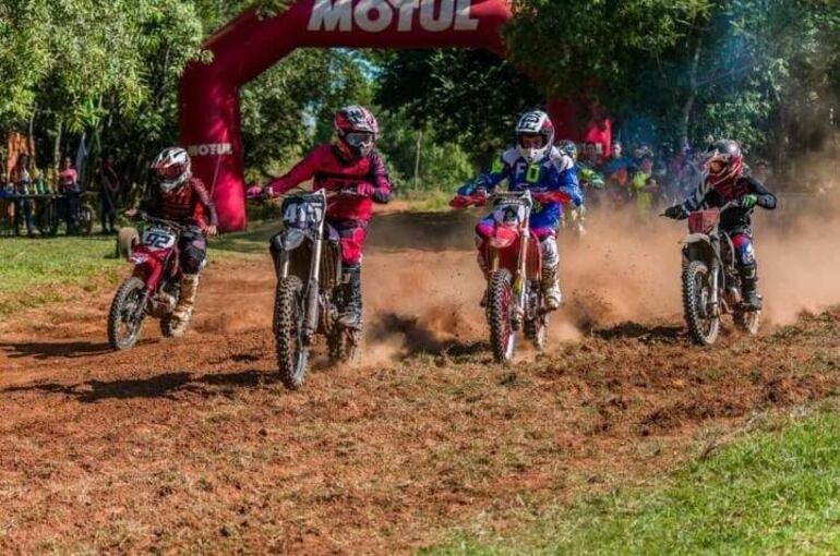 El campeonato de velocross se realizará en la pista Los Abuelos de Ybycuí.