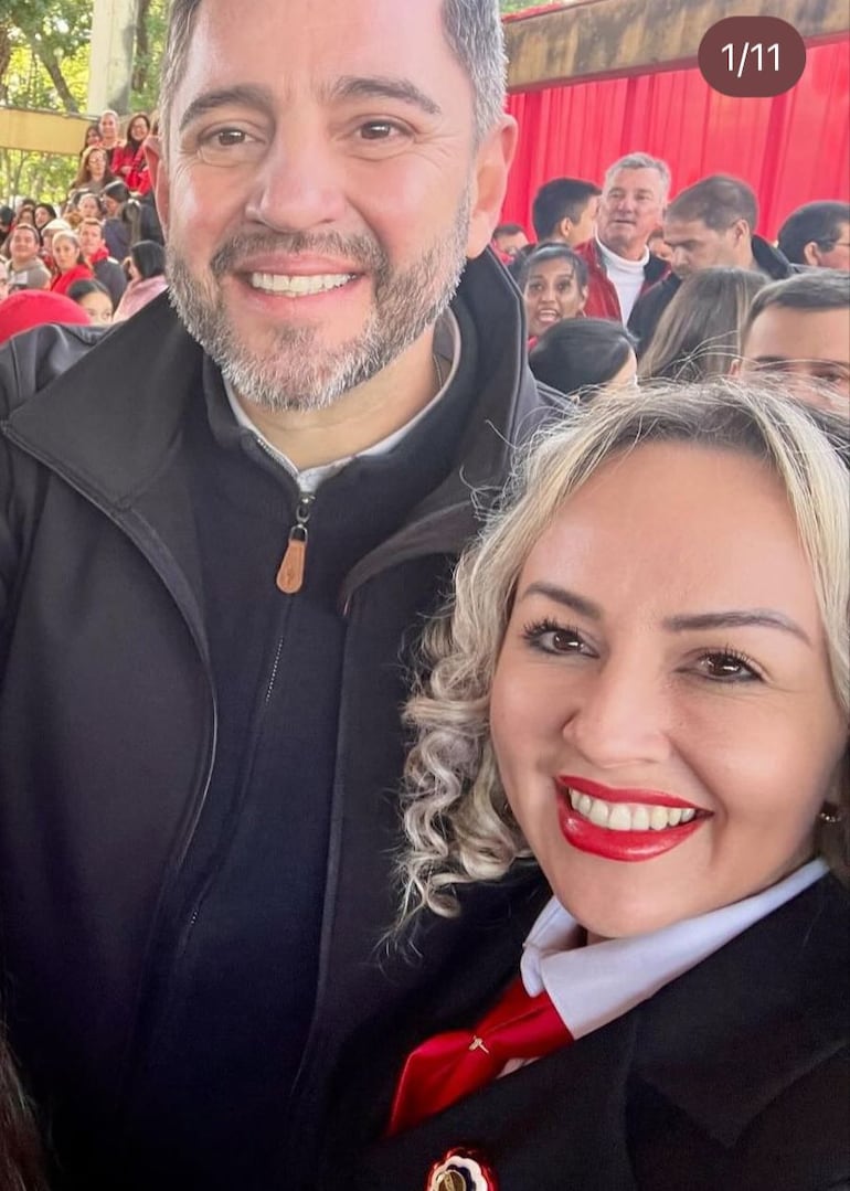 Anadelia Acosta Armoa junto al vicepresidente de la República, Pedro Alliana.