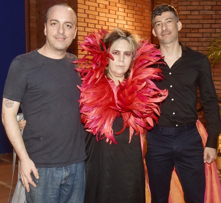 Hugo Cataldo, Karina Yaluk y Damián Cabrera.