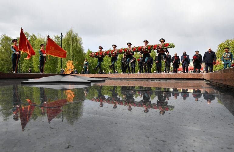 Tributo a los soldados caídos durante la II Guerra Mundial, en Moscú. 