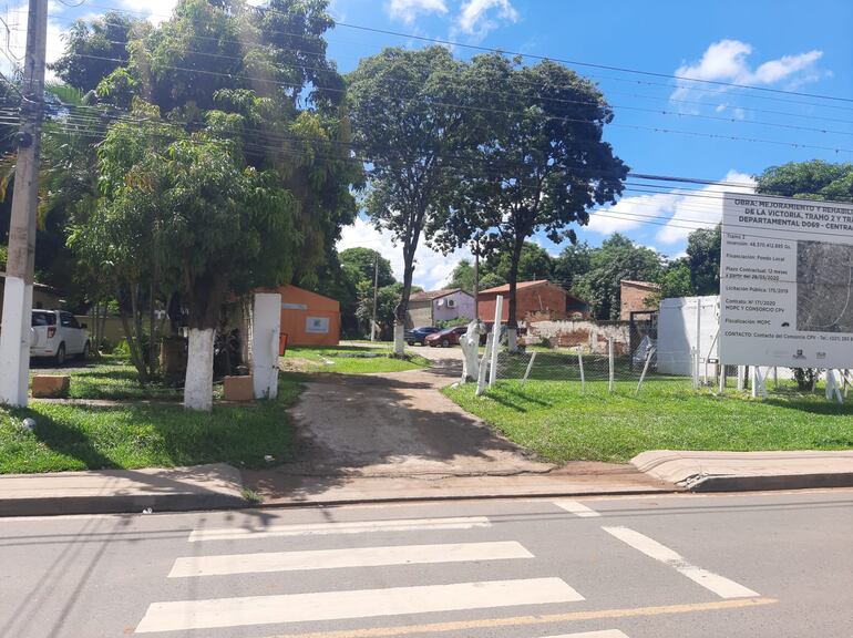 Ahora el lugar donde se encuentran los bomberos voluntarios de Reducto está limpia, ordenada, y habitable.