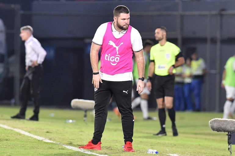 Ariel  Galeano Arce (27), joven técnico liberteño.