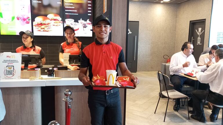 El local número 23 de McDonald's se habilitó en Itauguá, con todos los productos y servicios.
