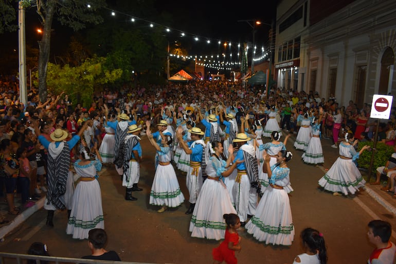 San Pedro de Ycuamandyyú celebra 238 años de fundación con un gran evento artístico y cultural