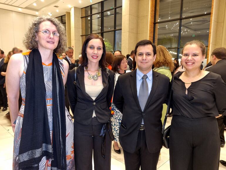 Emeline Javierre, Fanny Larue, Miguel Prieto y Mariam Doldán.