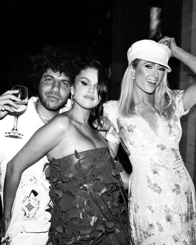 Selena Gómez junto a Paris Hilton y un amigo. (Instagram/Selena Gómez)