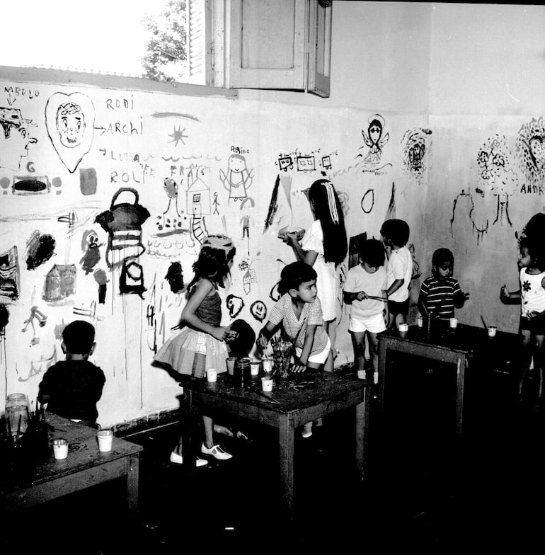 Pintata de colación en la Escolinha de Arte en 1969.