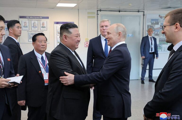 El líder norcoreano, Kim Jong-un y el presidente  ruso Vladímir Putin.