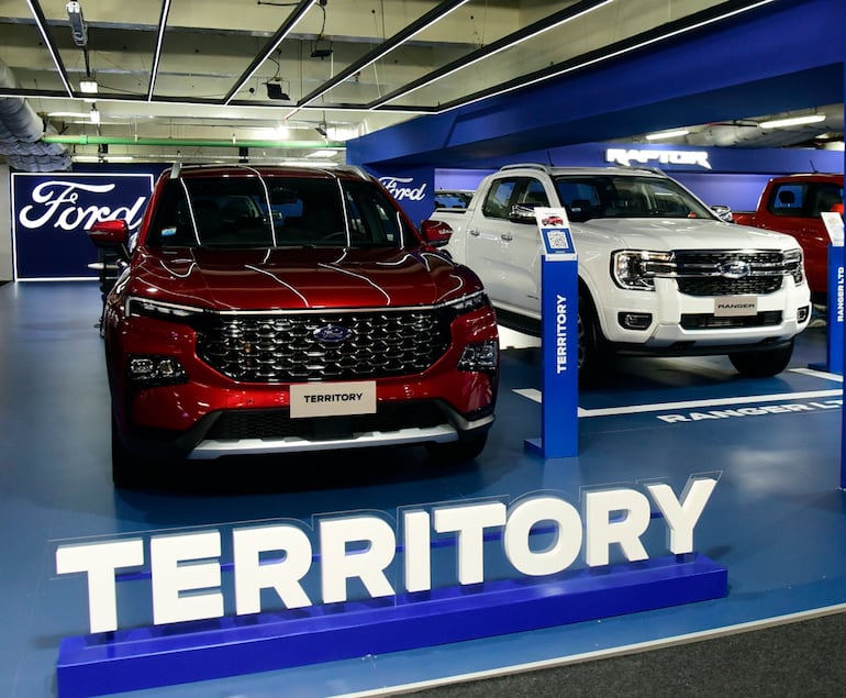 La Ford Territory, lanzada en marzo pasado, debuta en CADAM Motor Show con un diseño moderno y tecnología de última generación. Tape Ruvicha ofrece planes de financiación flexibles, con bonos y promociones especiales durante la feria trabajando con bancos aliados para garantizar opciones accesibles y personalizadas para cada cliente.