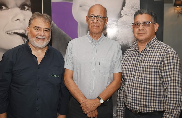 Manuel Attias, Gustavo Riego y Antonio Gill. 