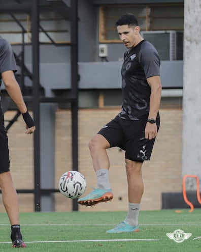 Diego Viera (32 años), zaguero central del Gumarelo. (Foto: Libertad)