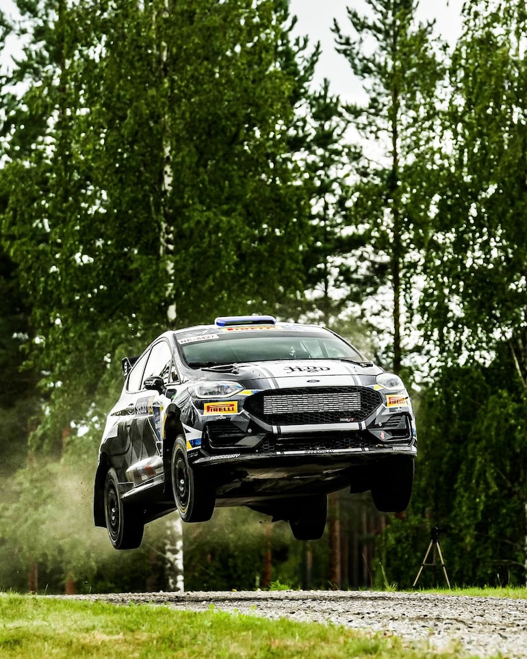 Diego Domínguez Bejarano, con Rogelio Peñate en el Ford Fiesta Rally3 Evo, otro paraguayo más.