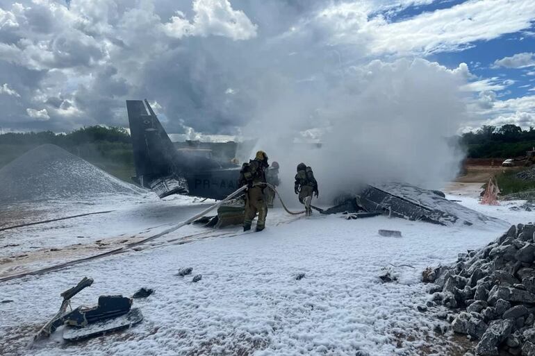 Avión de la Policía Federal de Brasil se estrelló.