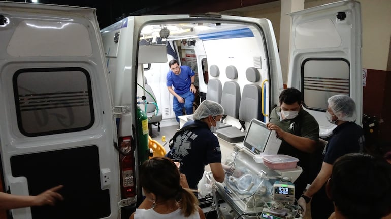 Un bebé recién nacido en el Hospital Regional de Villarrica será trasladado al Hospital Distrital de Santa Rita, en Alto Paraná ante inoperancia de la Unidad de Terapia Intensiva Neonatal.