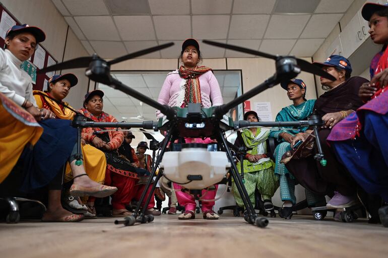 Las “hermanas dron” impulsan el cambio social en la India rural. 
