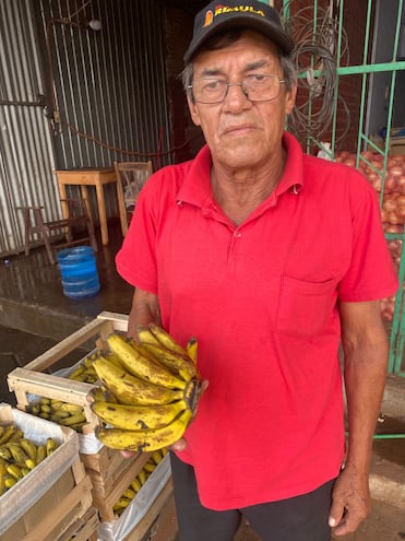 Isidro Barrios, productor de banana de Guajayvi, San Pedro.