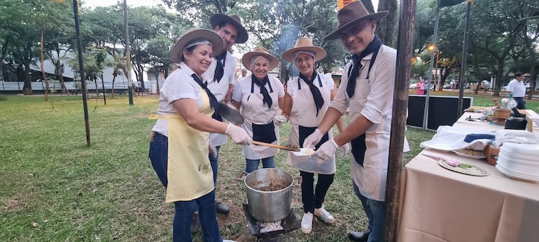 Los días viernes 31 de enero y sábado 1 de febrero se estará realizando el tradicional Festival del Batiburrillo,Siriki y Chorizo Sanjuanino, en la capital de Misiones.