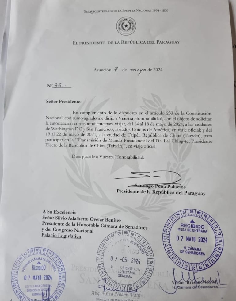 Solicitud del presidente Santiago Peña al senador Silvio "Beto" Ovelar para ausentarse para viajar a dos países.