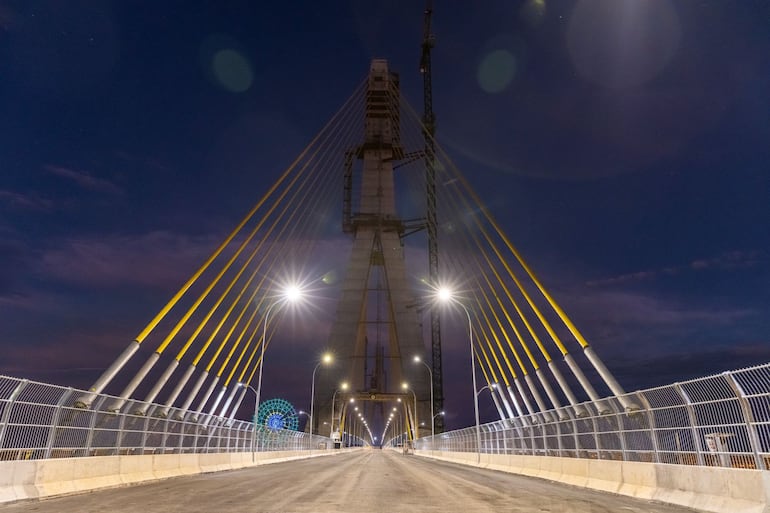 La obra de Puente de la Integración se encuentra en etapa de terminación de detalles.