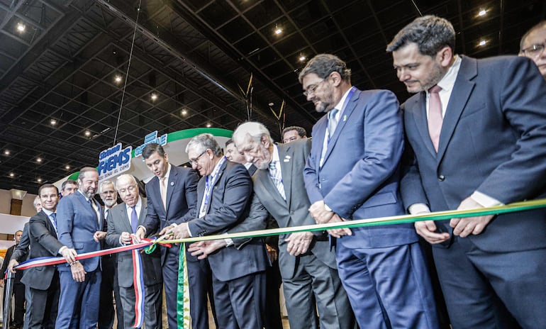 Inauguración de la Expo Paraguay - Brasil 2024, en el Centro de Convenciones de la Conmebol.