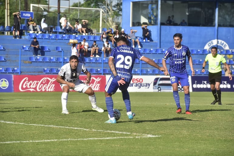 Sol de América y Tacuary marcaron nueve goles en su partido