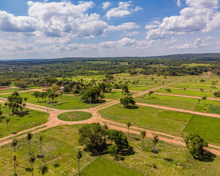 La Paraguaya Inmobiliaria cuenta con varios loteamientos en el país.