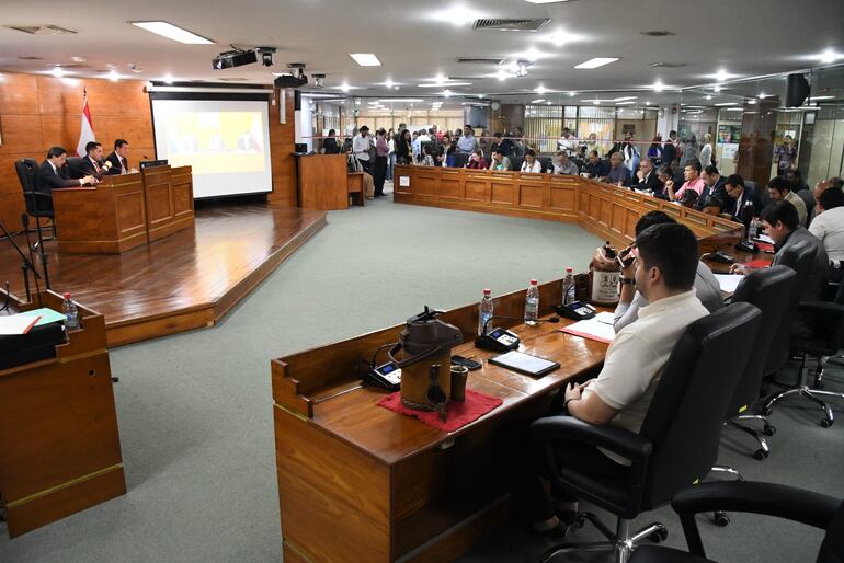 En su sesión de este miércoles, la Junta Municipal dio su aprobación al Plan Regulador de Franja Costera Norte, proyecto que blanquea la Subasta de Costanera de Nenecho.