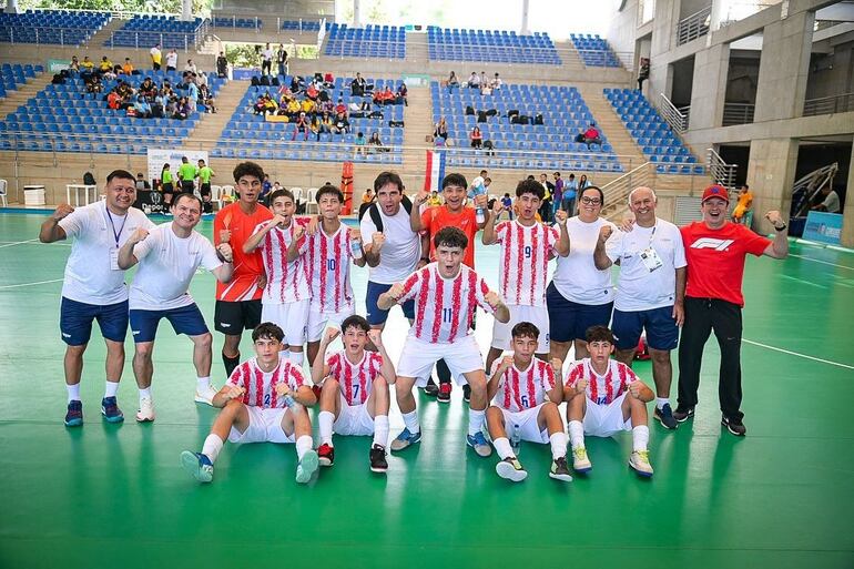 Gran victoria de los chicos del Futsal frente a los anfitriones con una goleada de 6-0.