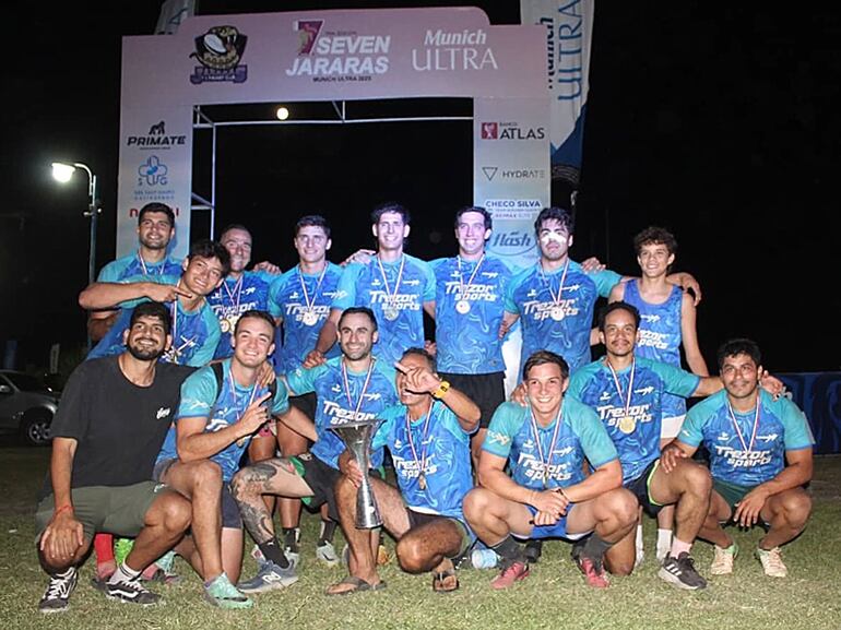 El team Locos por 7s se consagró campeón masculino en el 7° Seven Rugby Jararás.