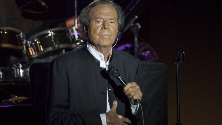 Julio Iglesias