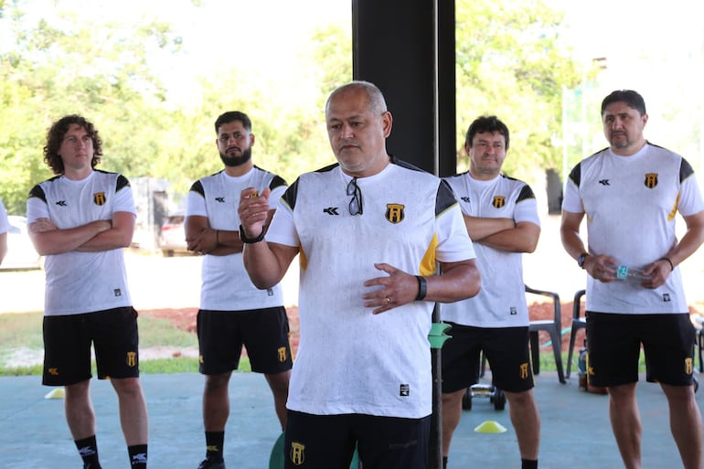 Guaraní arrancó la pretemporada en el Comité Olímpico Paraguayo, en Luque, Paraguay.