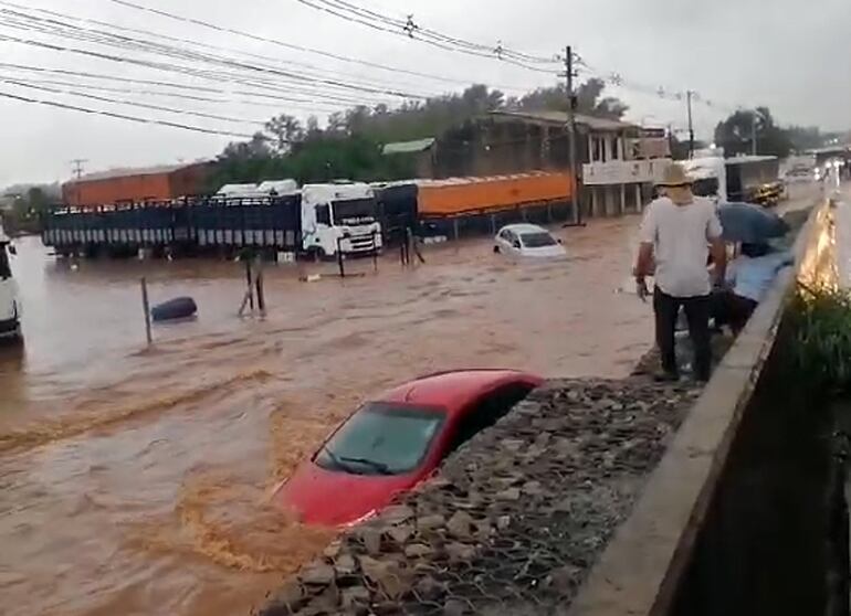 Raudal en Limpio tras intensas lluvias, este miércoles. 