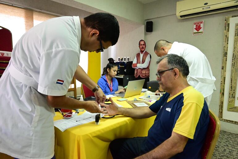 Paraguay aspira a tener donantes voluntarios para que nunca falte la sangre a los pacientes.