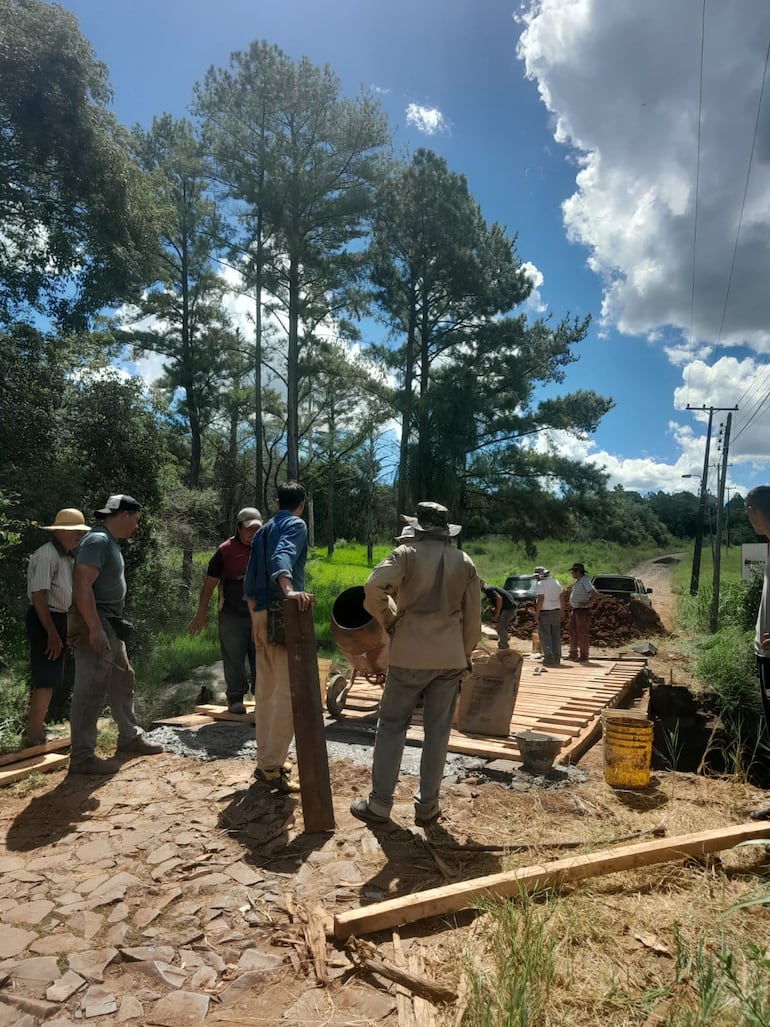 caminos de acceso al Gran Hospital del Sur.