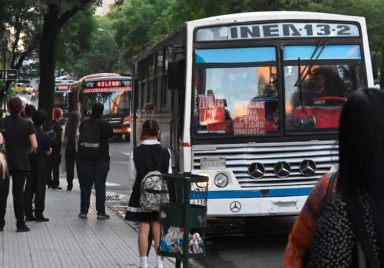 Las concesiones de las líneas municipales de Asunción dependerán del Viceministerio de Transporte.